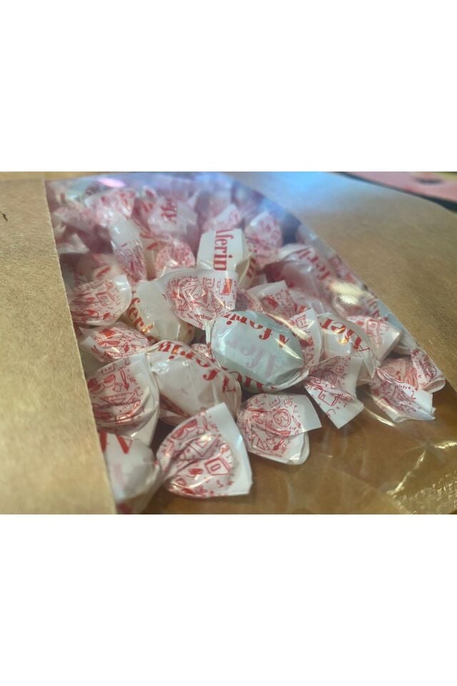 Öğretmenler, Kırtasiyeler Için ''aferin'' Baskılı Meyveli Bonbon Şeker